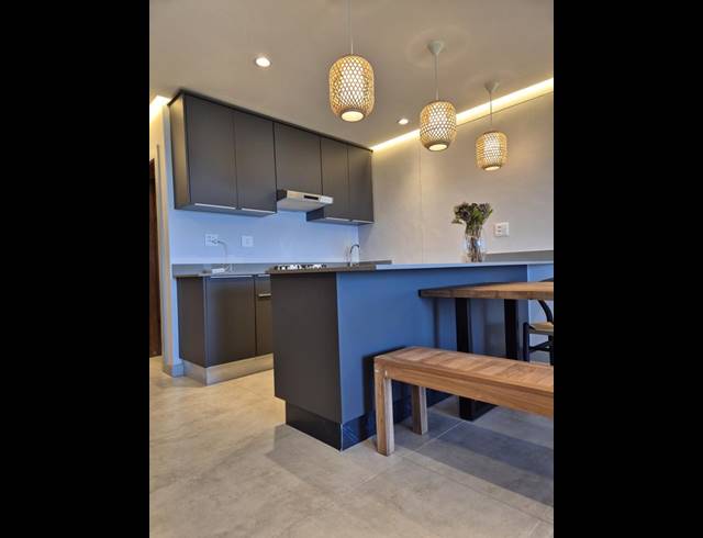 1 BEDROOM APARTMENT FOR SALE IN UMHLANGA RIDGE